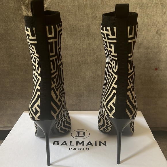 HOST PICK 🎉Balmain Skye Monogram Knit Booties - Picture 6 of 13